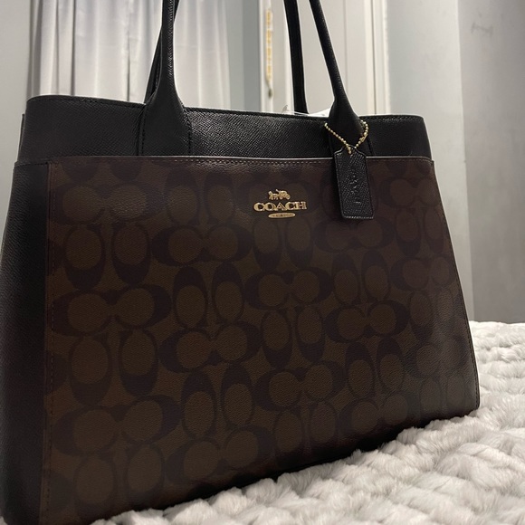 Coach Bag - Picture 2 of 10